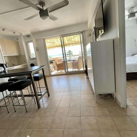 Superbe Apt 2P Front De Mer Pour 4 Pers Avec Terrasse - Cavalaire-Sur-Mer - Fr-1-226B-162 Εξωτερικό φωτογραφία