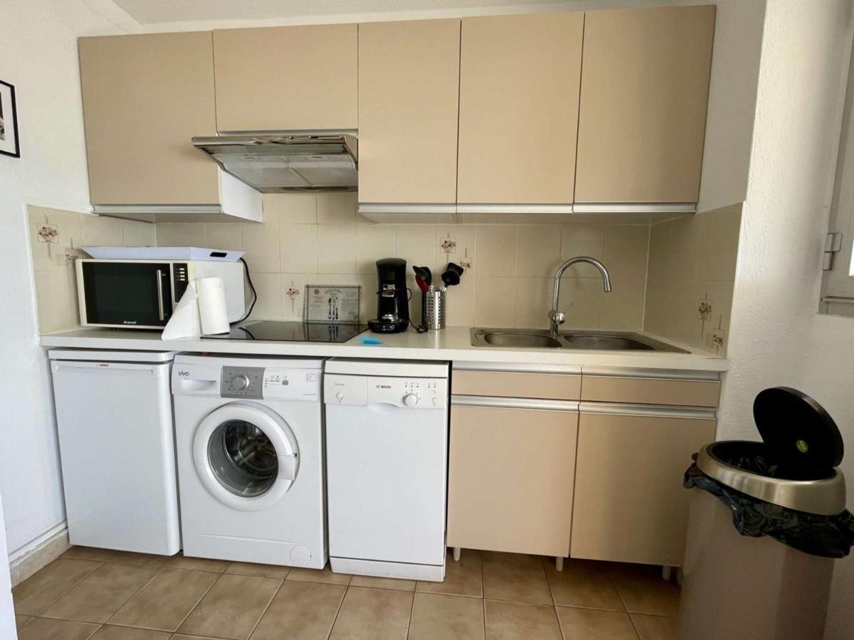 Superbe Apt 2P Front De Mer Pour 4 Pers Avec Terrasse - Cavalaire-Sur-Mer - Fr-1-226B-162 Εξωτερικό φωτογραφία